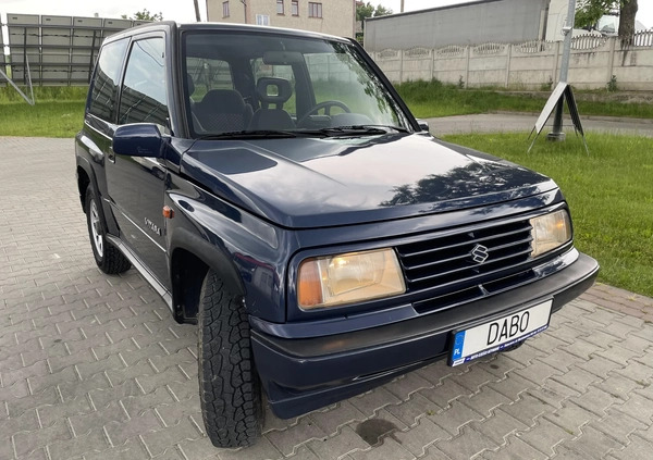 Suzuki Vitara cena 26900 przebieg: 181829, rok produkcji 1995 z Zaklików małe 326